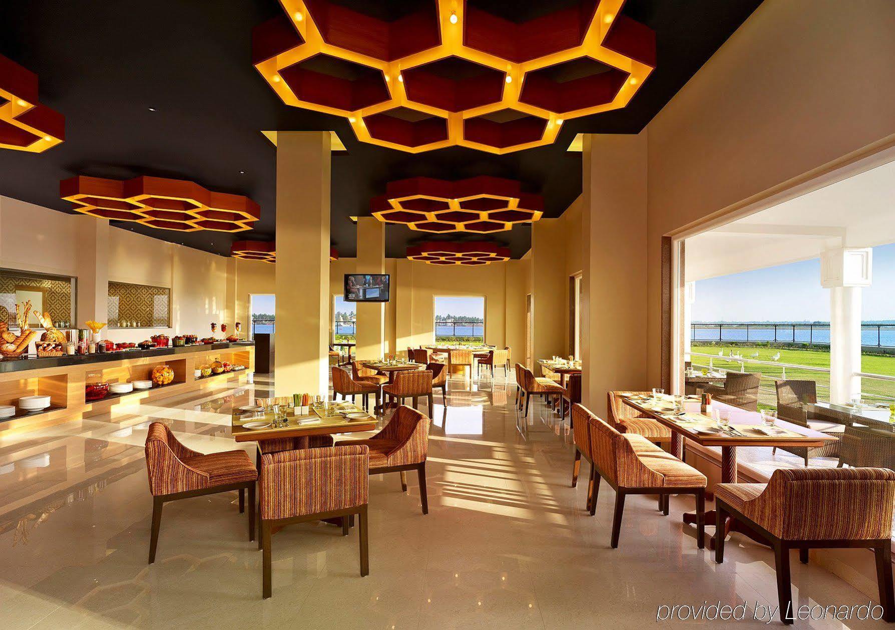 Hotel Naveen Lakeside Hubli Exterior photo