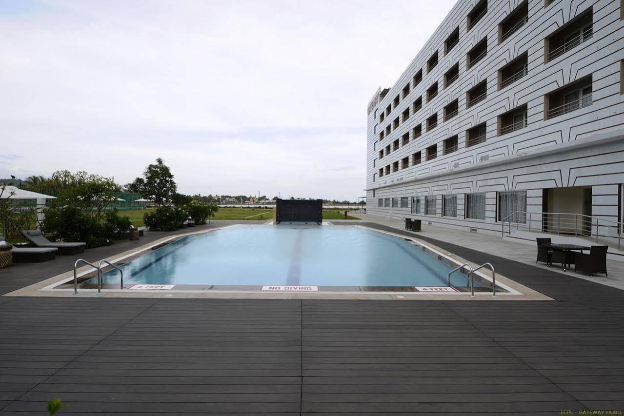 Hotel Naveen Lakeside Hubli Exterior photo